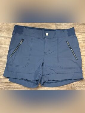 Women's ATHLETA Nylon Hiking Performance Shorts with Zipper Pocket Size 12